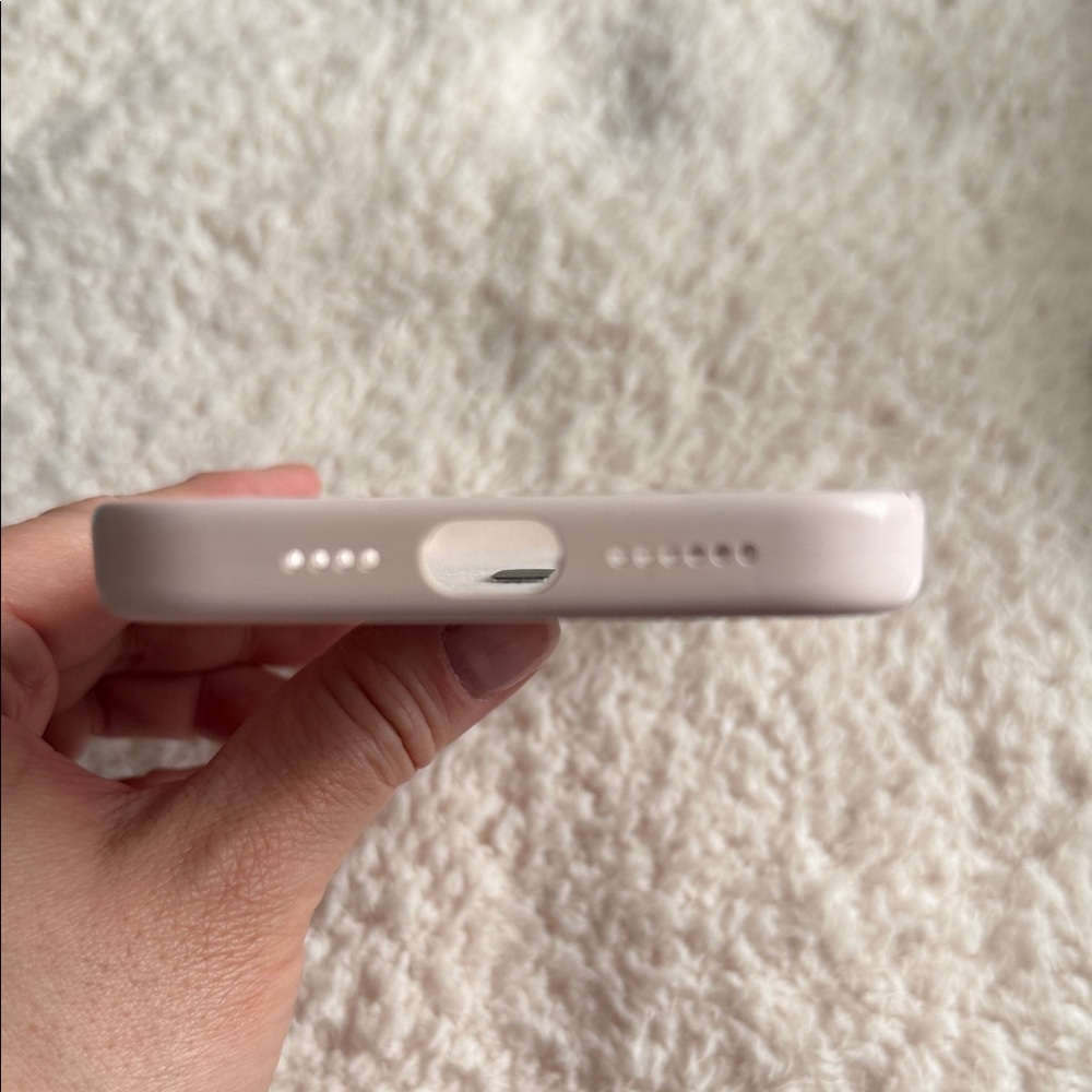 Apple Pink Silicone iPhone 15 Pro Max Case - Slim Protective Cover - Picture 7 of 8